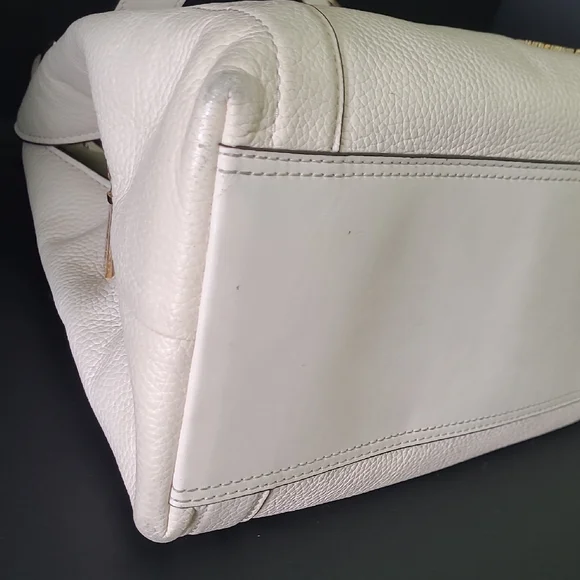 Michael Kors Buff Colored Arlo Bag Elegant Design - Picture 8 of 15